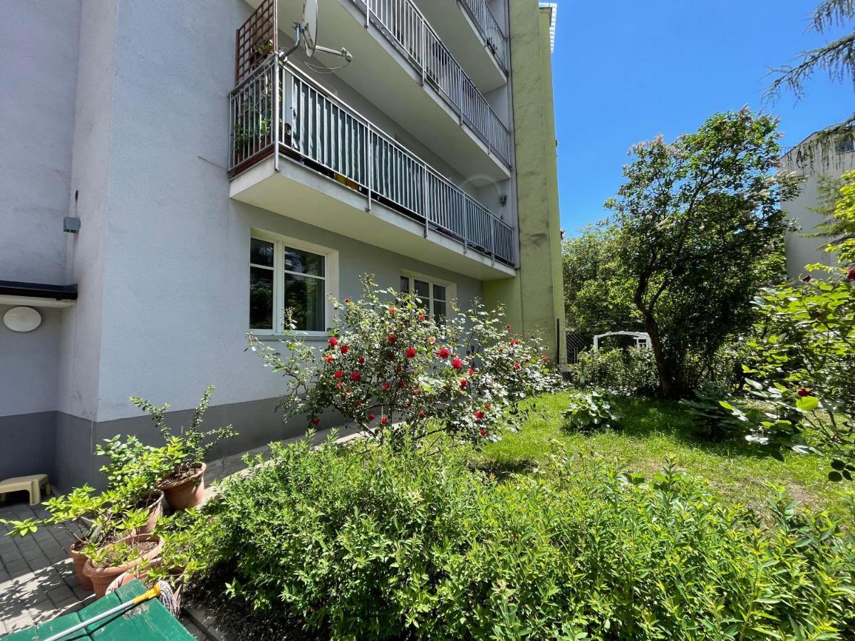 Old Town Nest Apartment Krakow Ngoại thất bức ảnh