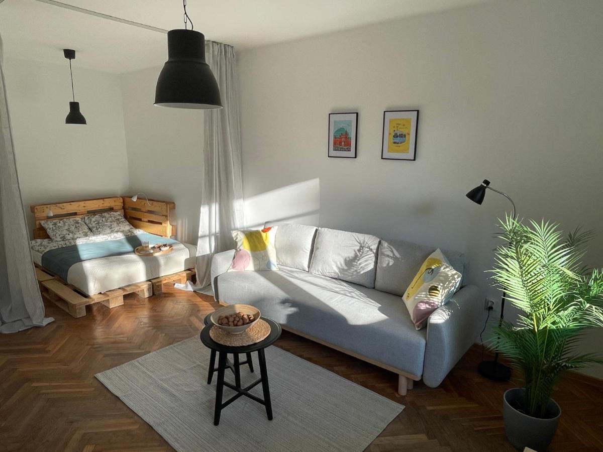 Old Town Nest Apartment Krakow Ngoại thất bức ảnh